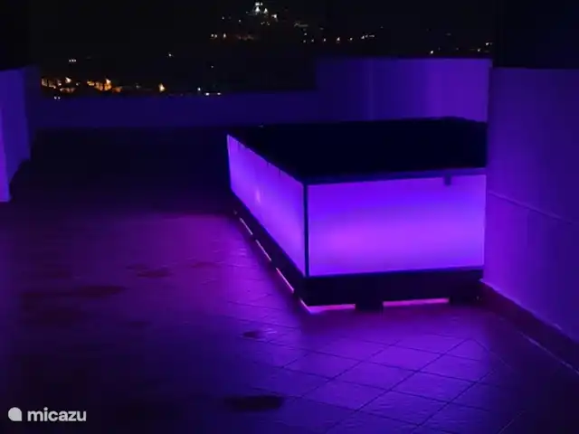 penthouse huren in Spanje, Costa Blanca, Calpe – Bahia de Calpe Private plunge pool by night