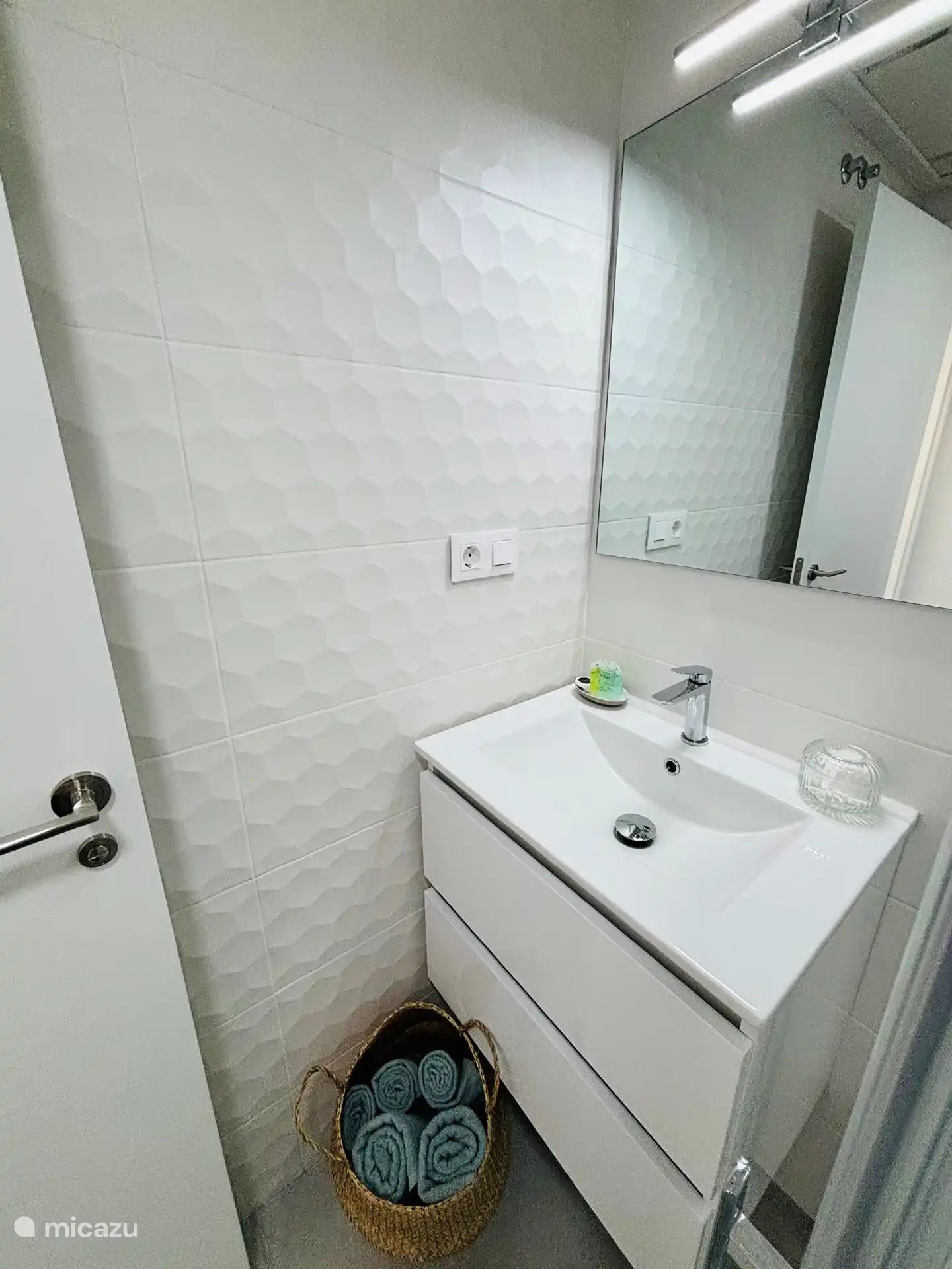 Hairdryer in every bathroom and extra lighting on the mirrors 