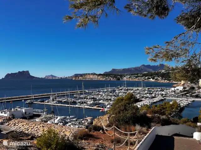 Location de Vacances Espagne, Costa Blanca, Moraira, villa - Villa panoramique de luxe Vista Moraira Vue sur le port de Moraira.