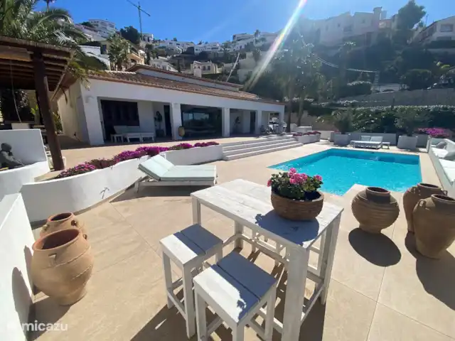 Location de Vacances Espagne, Costa Blanca, Moraira, villa - Villa panoramique de luxe Vista Moraira Vue de la maison depuis la piscine.