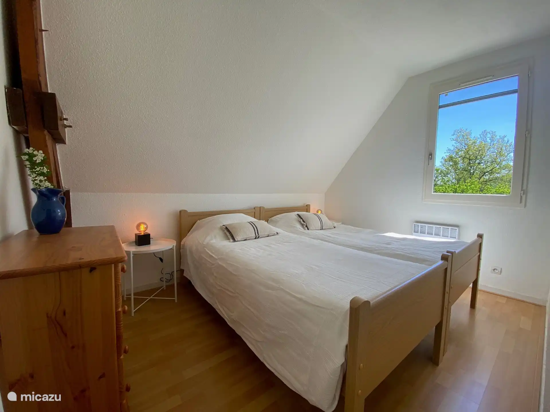 Schlafzimmer 1 mit 2 Einzelbetten
