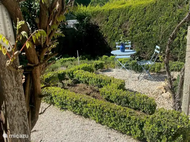 Location de Vacances France, Dordogne, Carsac, maison de vacances - Sur la Cave Petite terrasse cosy