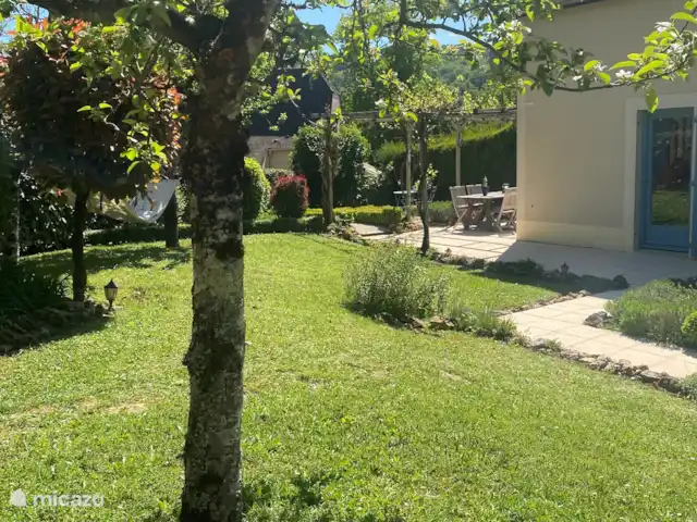 Location de Vacances France, Dordogne, Carsac, maison de vacances - Sur la Cave Grand jardin clos