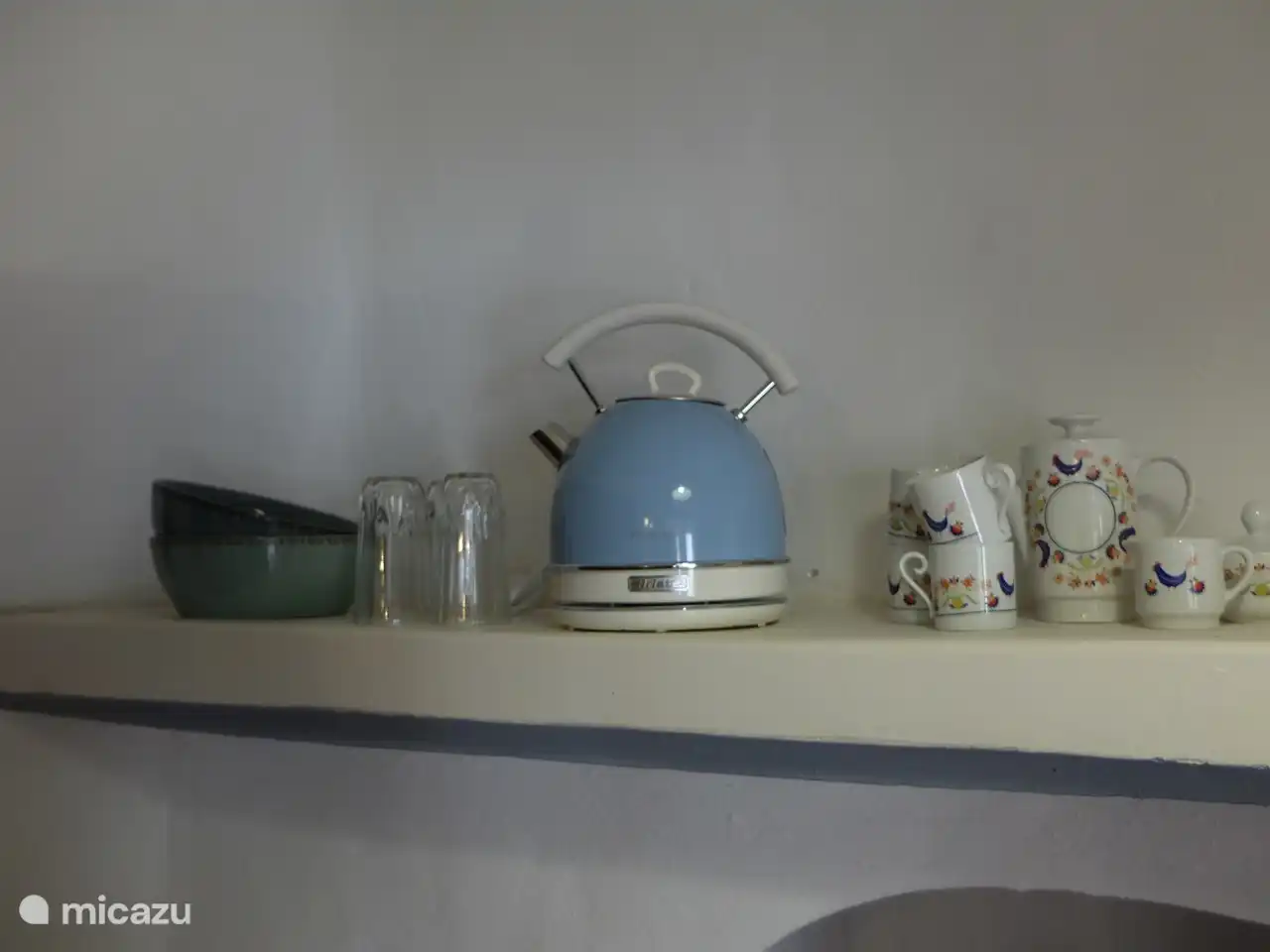 Detail photo of kitchen.