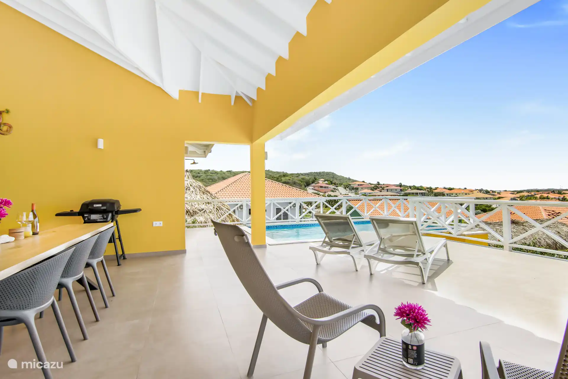 Blick auf die Veranda!!