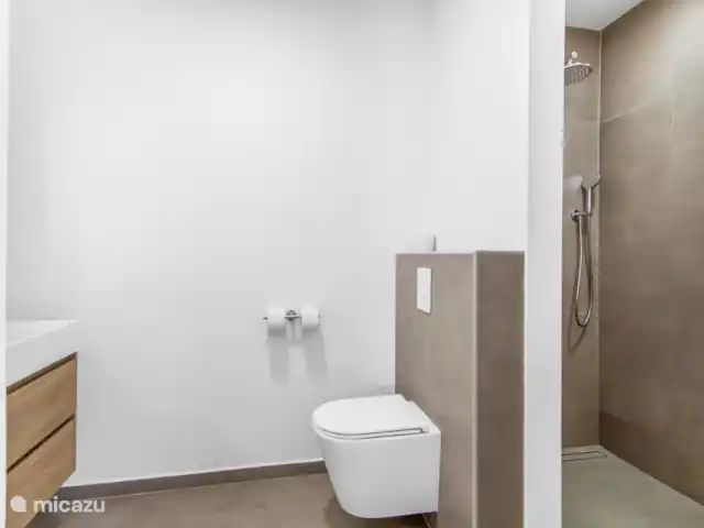 Villa Saona *NOUVEAU* *VUE* | Curaçao, Banda Abou (ouest), Fontein - villa Salle de bain avec 2 grandes douches à l’italienne