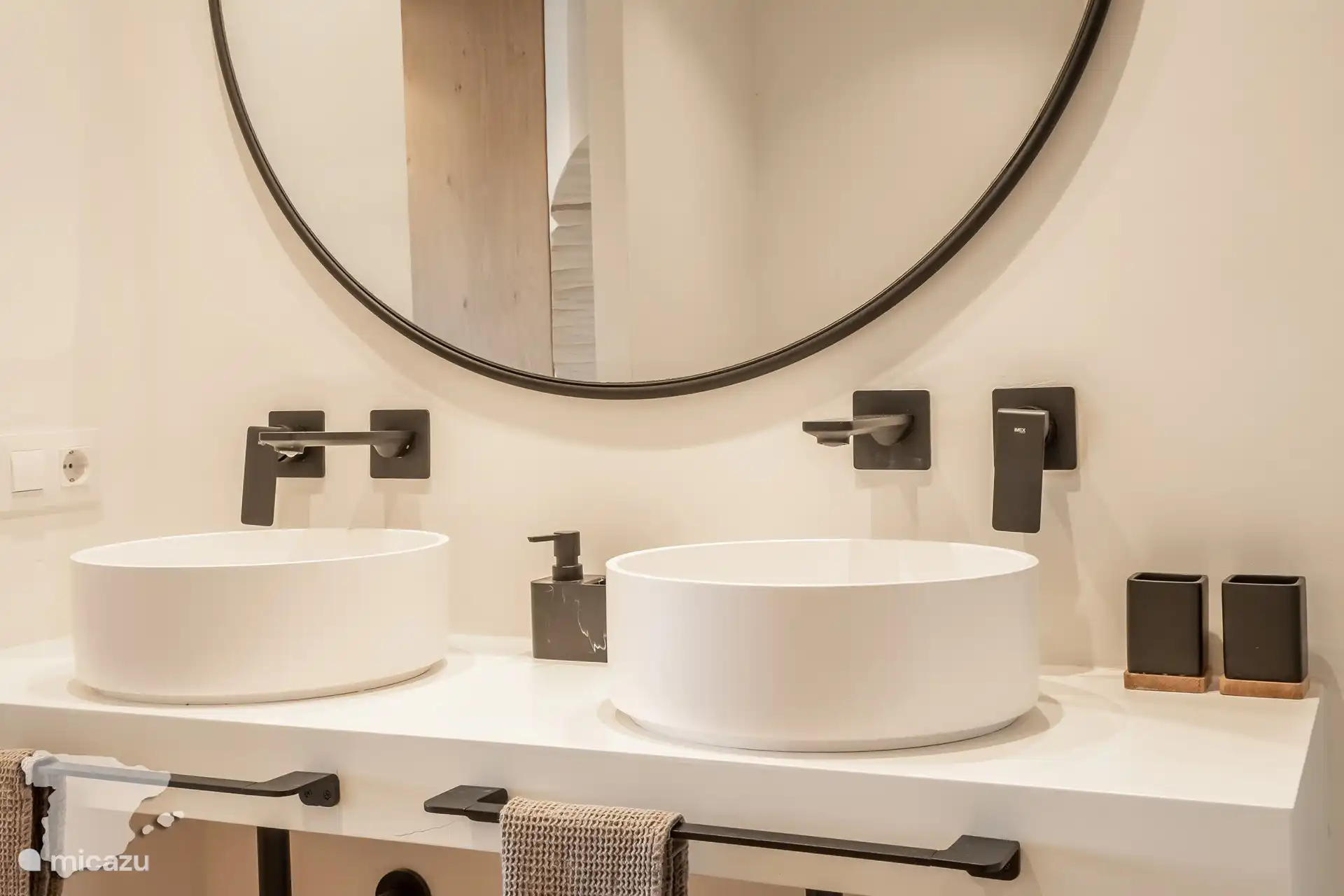 Ensuite bathroom - Bedroom 2