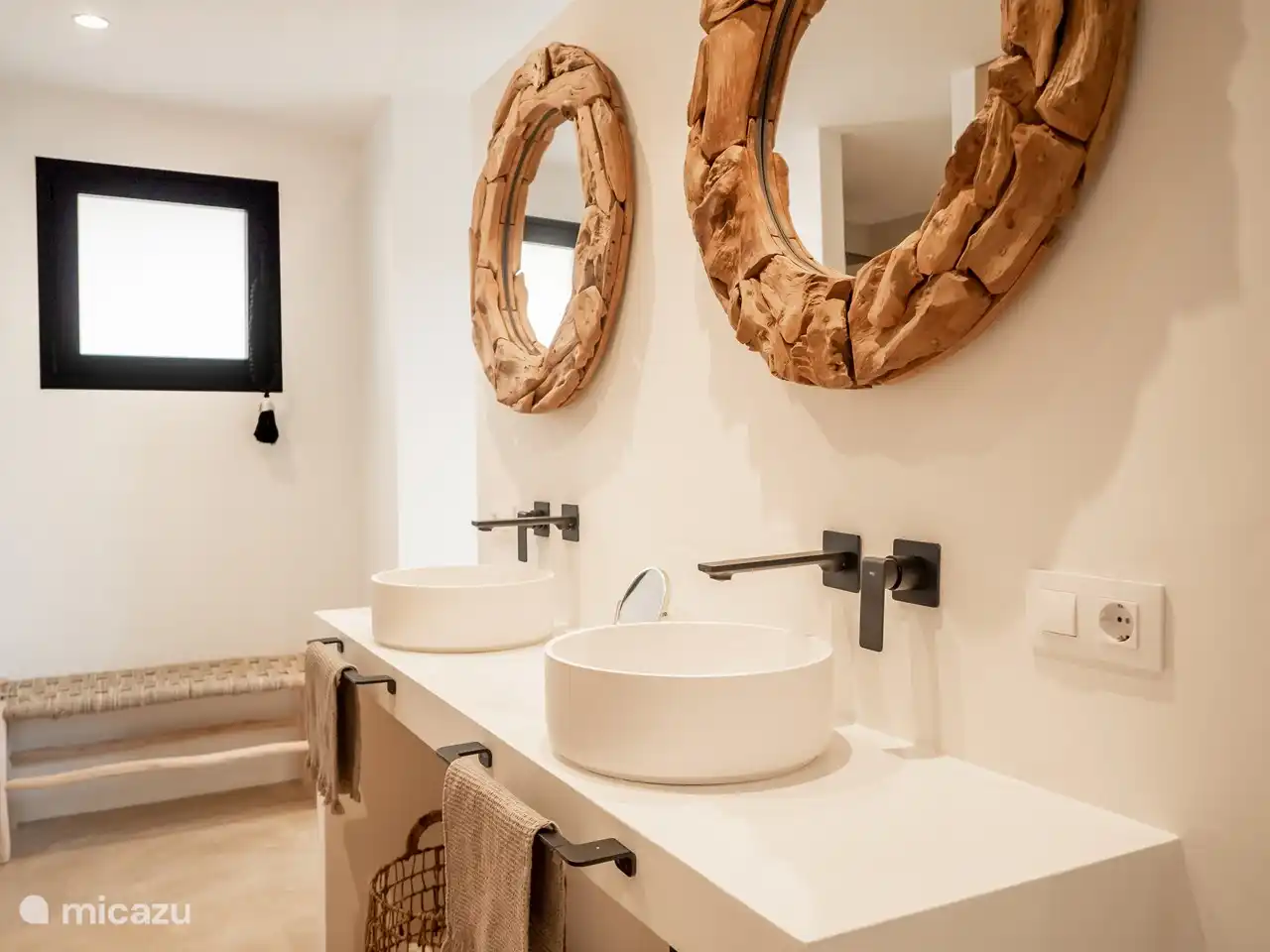 Ensuite bathroom - Bedroom 3