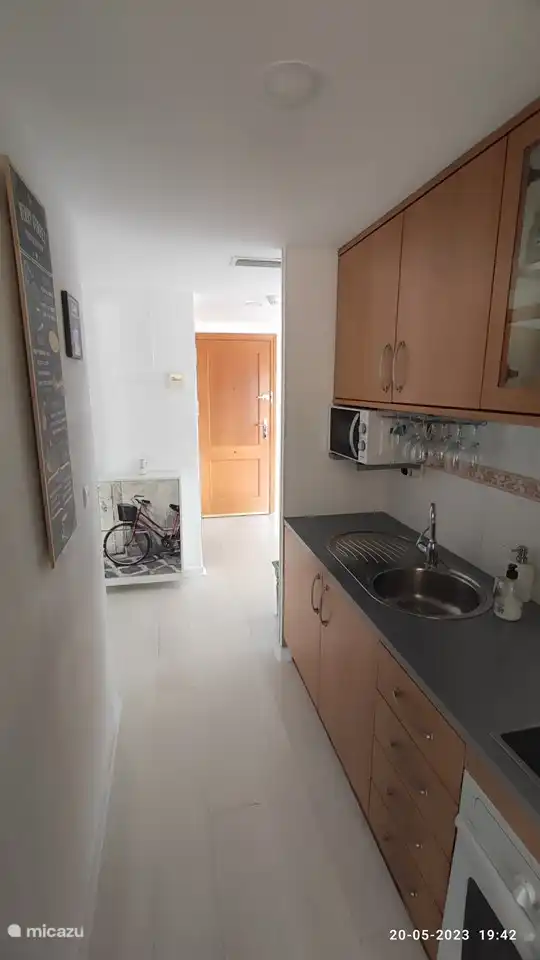 cocina con accesorios