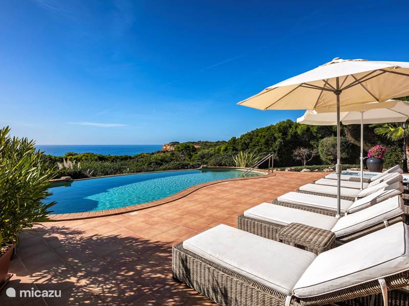 Vakantiehuis Portugal, Algarve, Carvoeiro Villa Villa Tres Espadas met zeezicht!