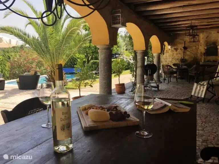 Maison d’hôtes sous la véranda.