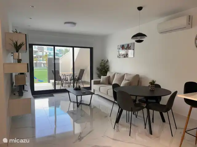 Oasis Beach Guardamar appartement 96 in Spanje, Costa Blanca, Guardamar del Segura - penthouse