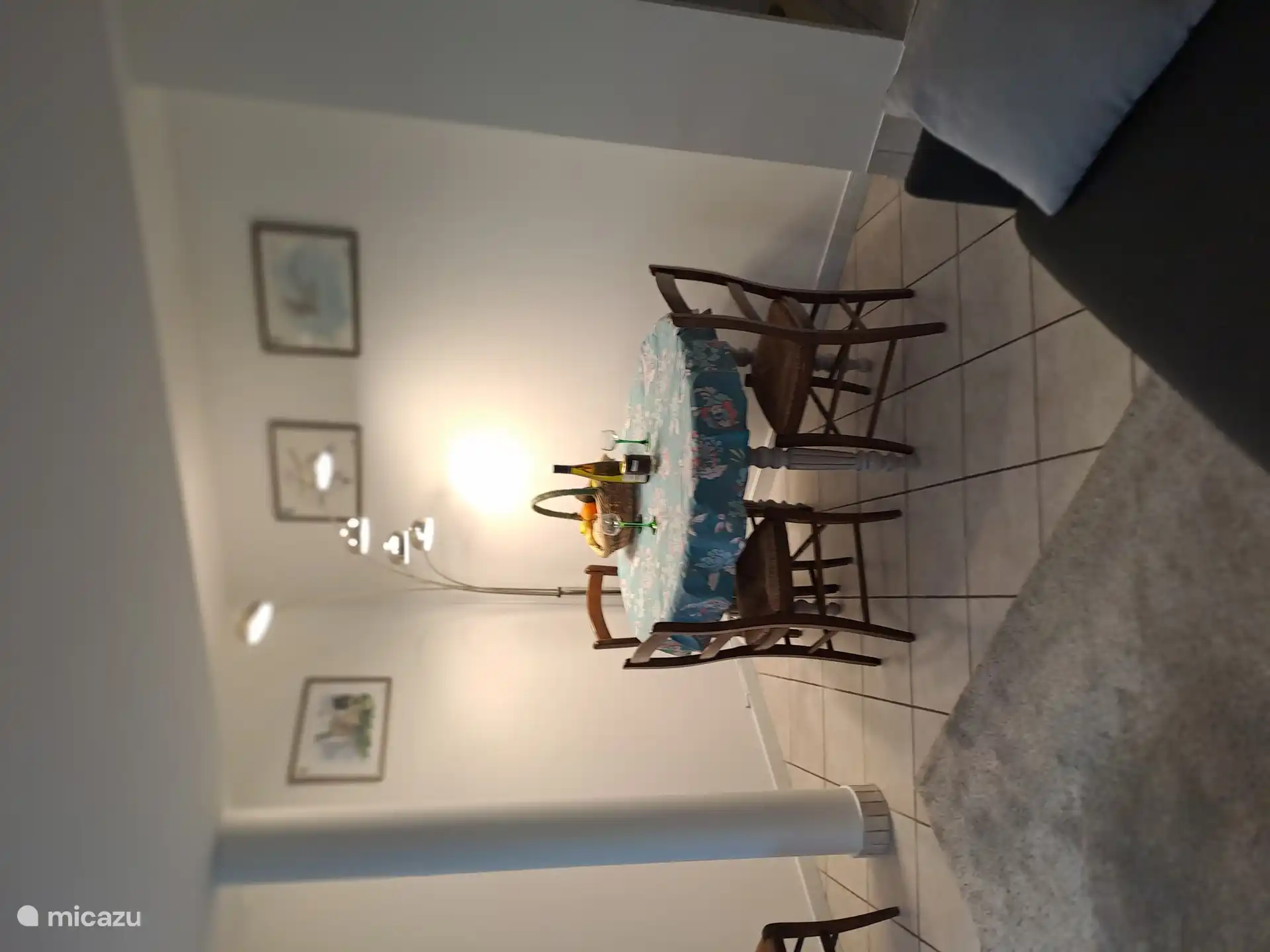 Essbereich 4 bis 5 Sitzplätze