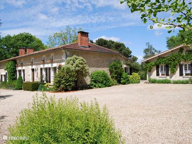 Holiday home in France, Charente, Brossac - holiday house Petit Pezet