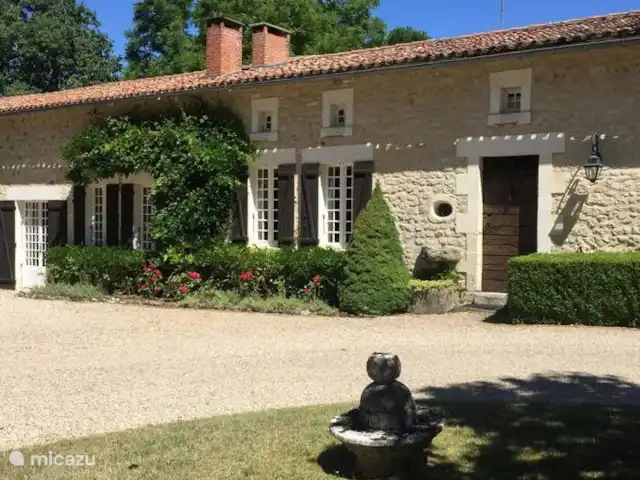 Petit Pezet | France, Charente, Brossac - maison de vacances La grande maison avec 5 chambres et maximum 10 personnes