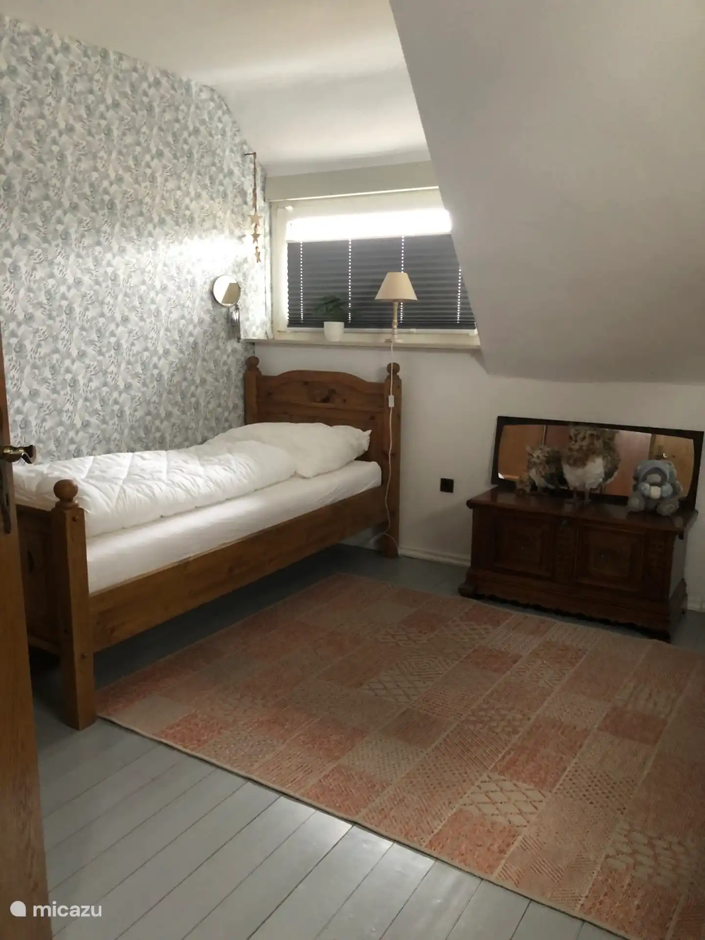 bedroom no. 2. 
with 2 single beds