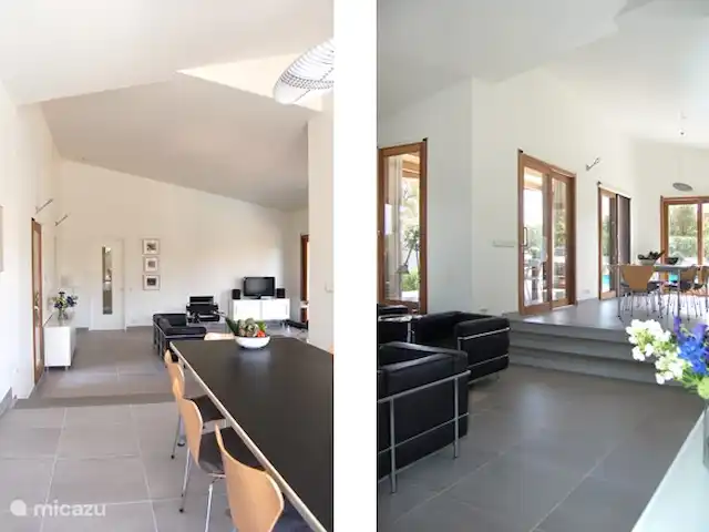 Location de Vacances France, Corse, Sainte-Lucie-de-Porto-Vecchio, villa - Villa Coucou Les Amis Vue de la salle à manger au salon et du salon à la salle à manger