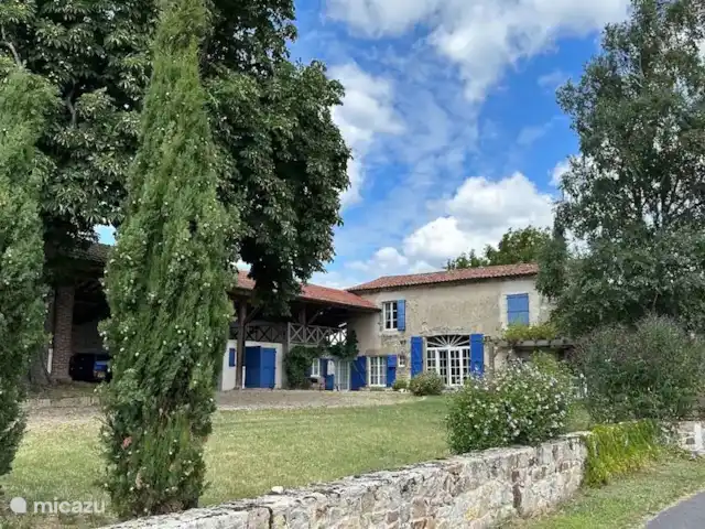 Location de Vacances France, Puy-de-Dôme, Saint-Flour-l'Étang, villa - La Vigne