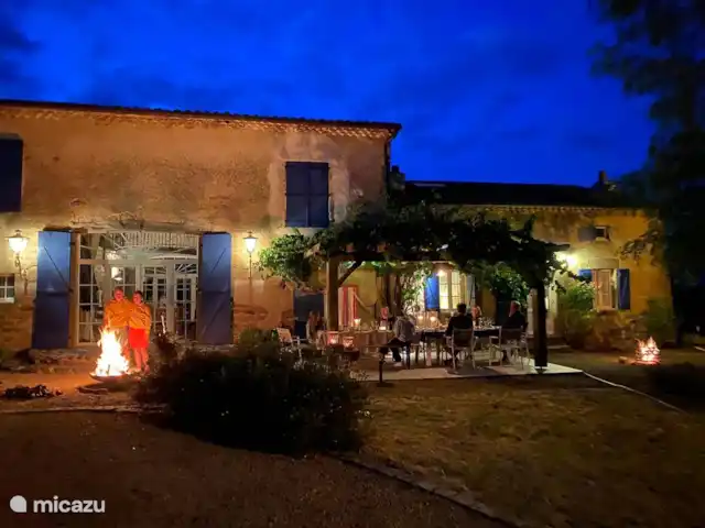 Location de Vacances France, Puy-de-Dôme, Saint-Flour-l'Étang, villa - La Vigne De belles nuits d'été