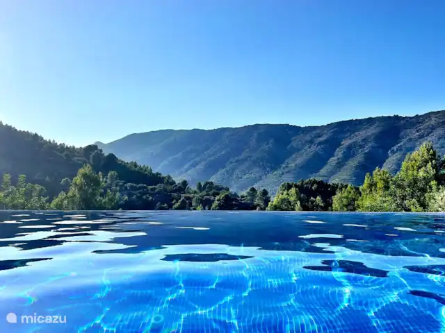Villa Foia Vella, suite Lavandula | Espagne, Costa Blanca, Benigembla - chambres d'hôtes Piscine à débordement