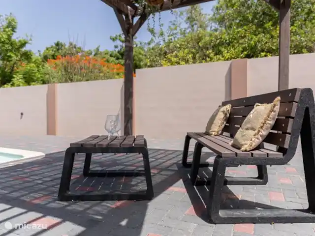 A&V appartement | Curaçao, Curaçao-Centre, Abrahamsz - maison de vacances « Complexe de luxe avec 7 appartements sécurisés et une piscine commune enchanteresse. Détendez-vous avec style et créez de nouveaux souvenirs dans notre retraite exclusive.