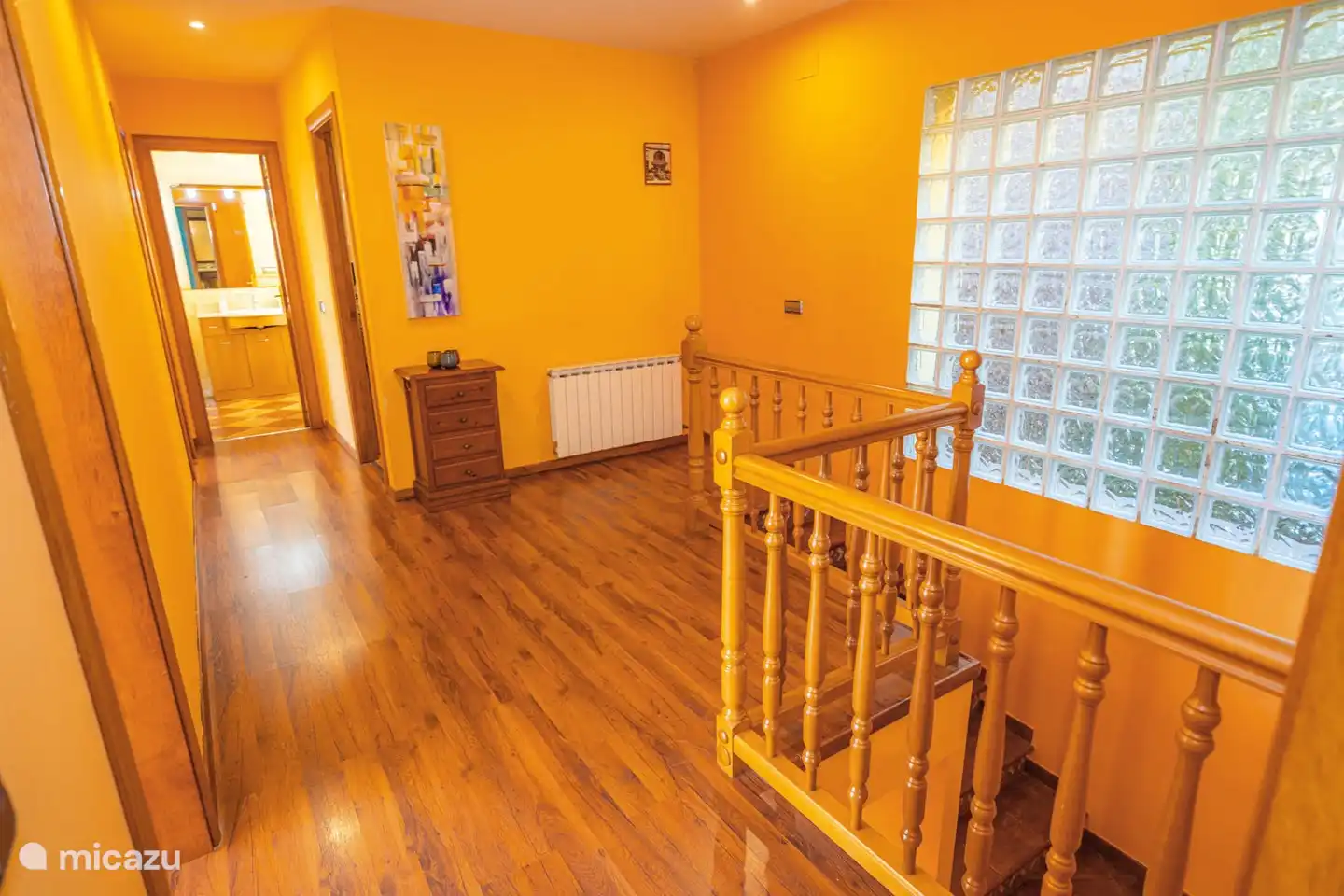 Waar u een wasruimte vindt, twee badkamers en drie slaapkamers