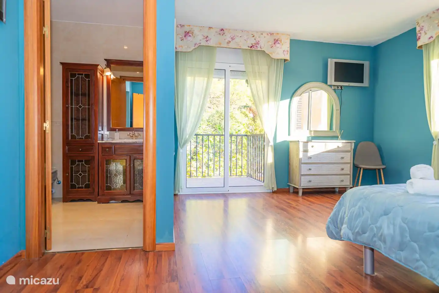 Slaapkamer 4 met badkamer ensuite