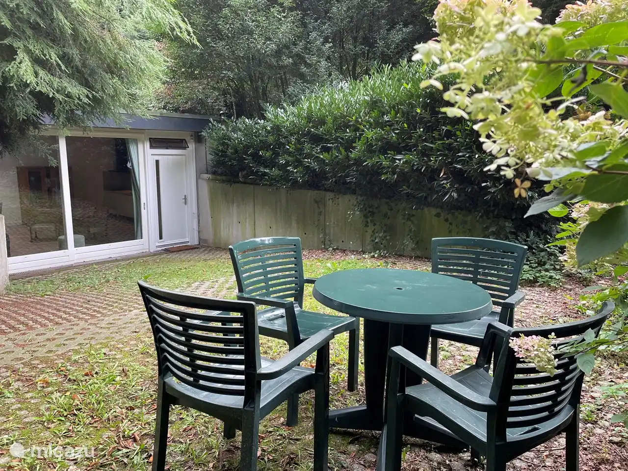 Vakantiehuisje en omgeving