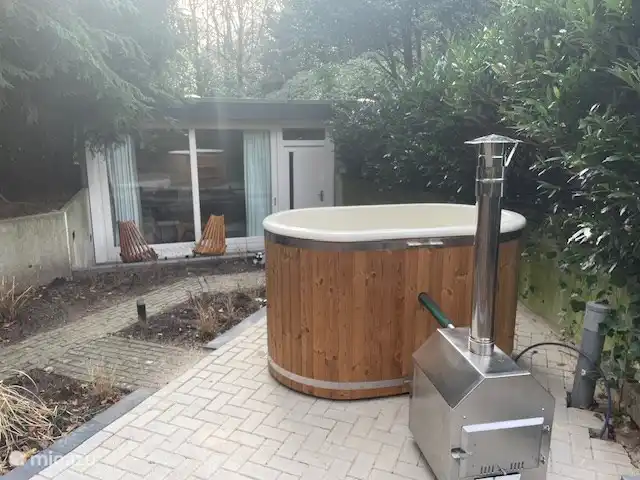 Huisje met hottub