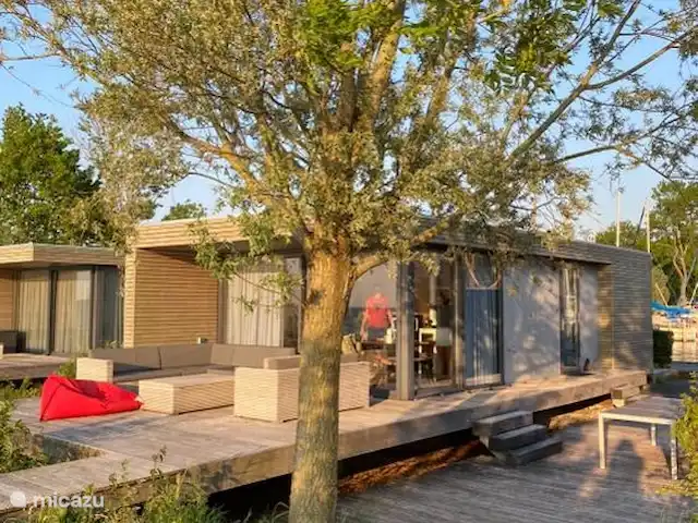 Maison du lac n°7 | Pays-Bas, Frise, Elahuizen - maison de vacances Lakehouse 7 au coucher du soleil