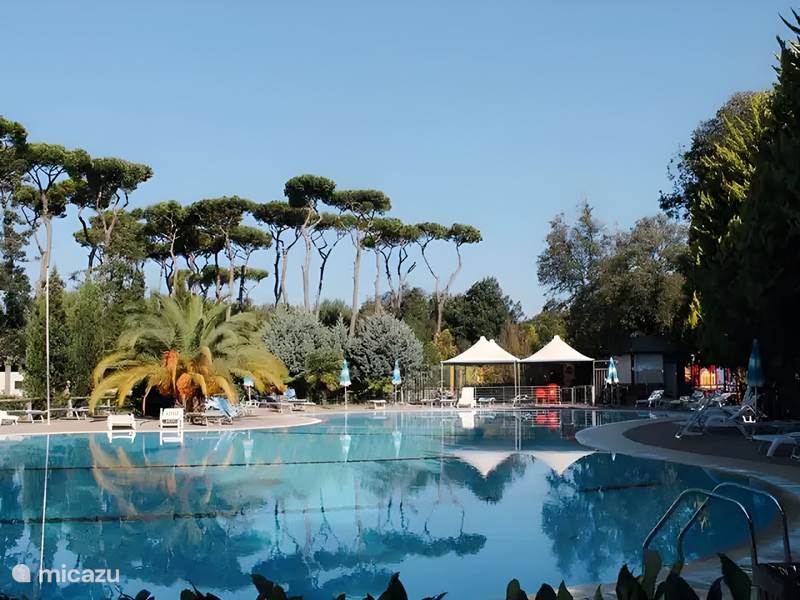 Maison de Vacances Italie, Toscane, Viareggio Chalet Mobil-home de luxe dans un camping familial