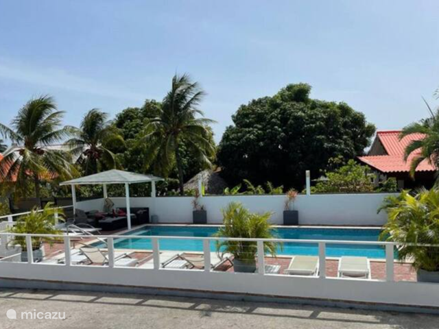 Holiday home in Curaçao, Banda Ariba (East) – holiday house Stylish bungalow Kas Palma Verde