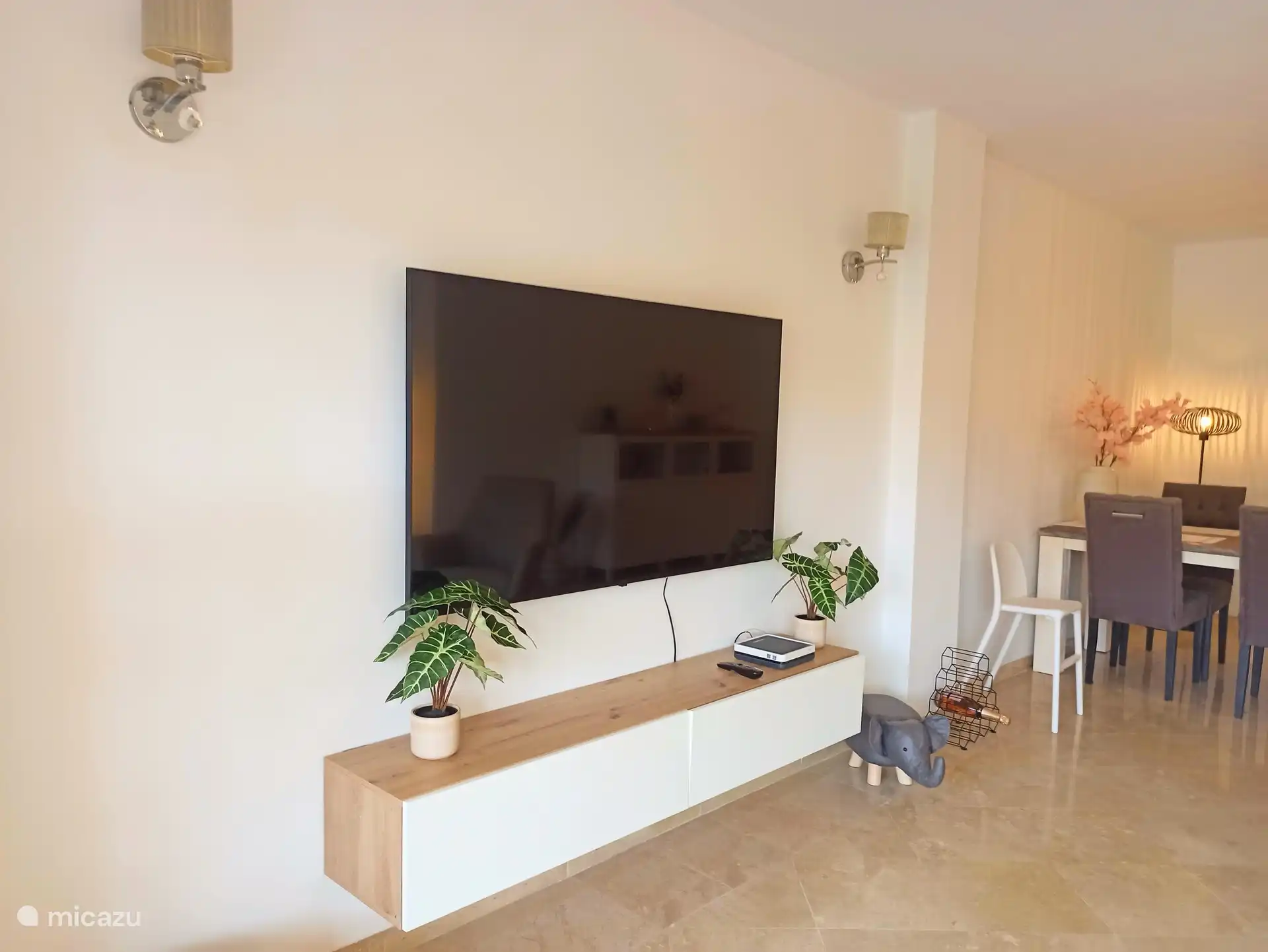 large LED TV to watch your favorite series and movies