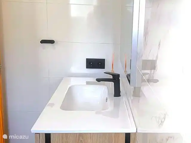 Casa Maya | Espagne, Costa Blanca, Pedreguer - villa Salles de bains élégantes et modernes