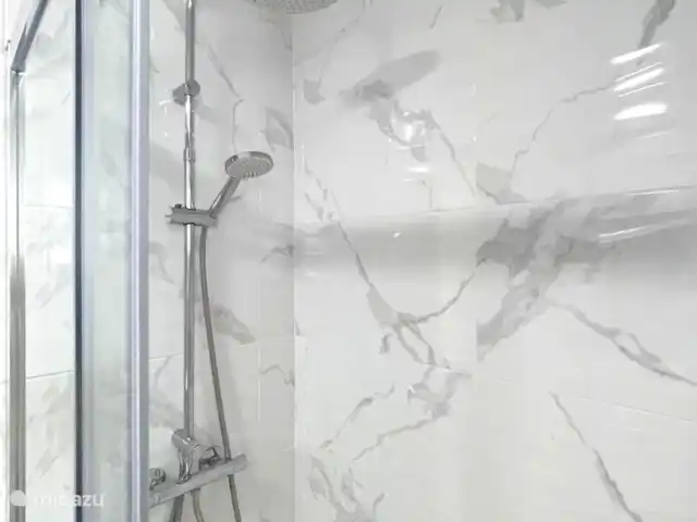 Reel Apartments - Studio de luxe | Espagne, Costa Blanca, Torrevieja - appartement Salle de Bains