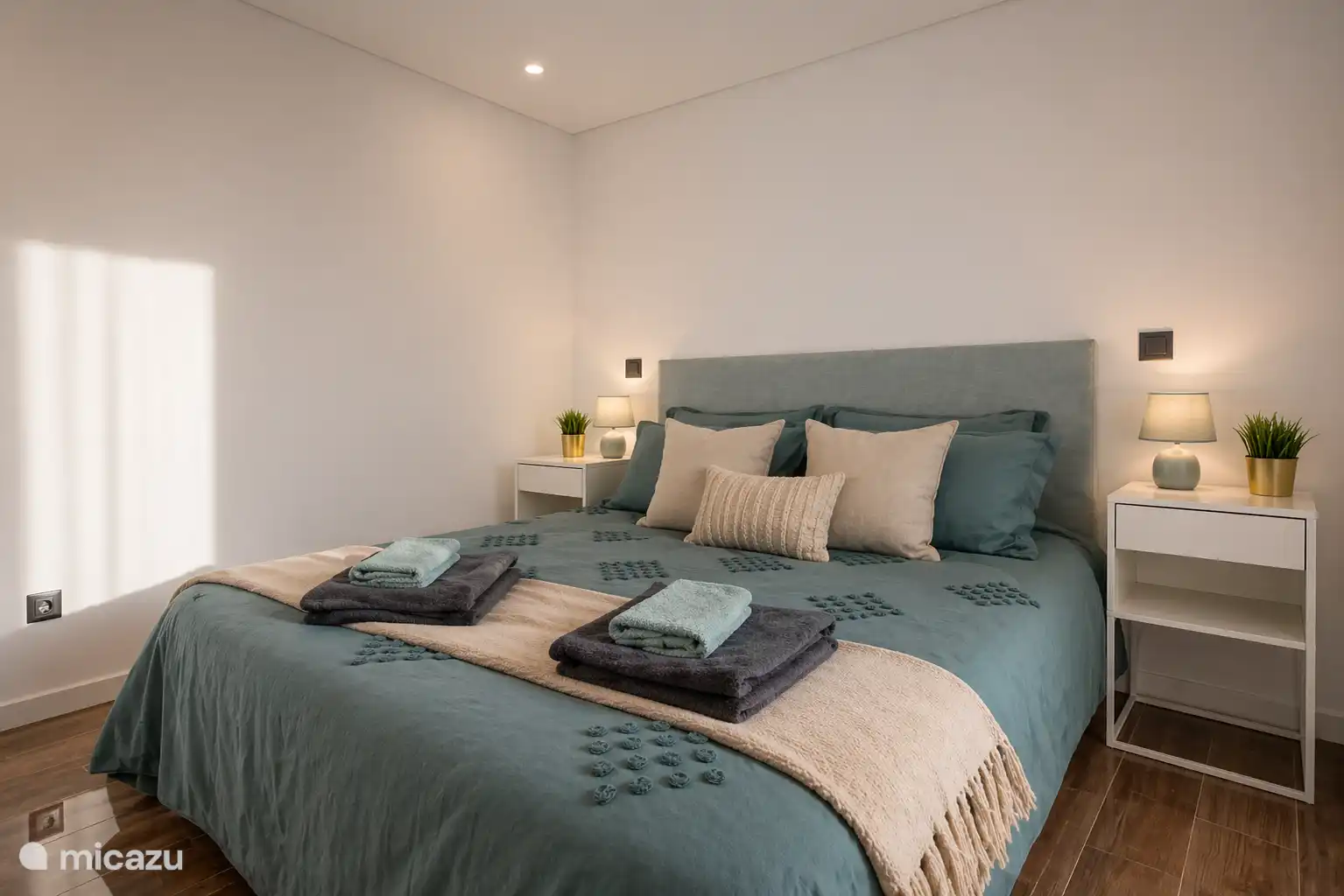 Dormitorio en baño privado