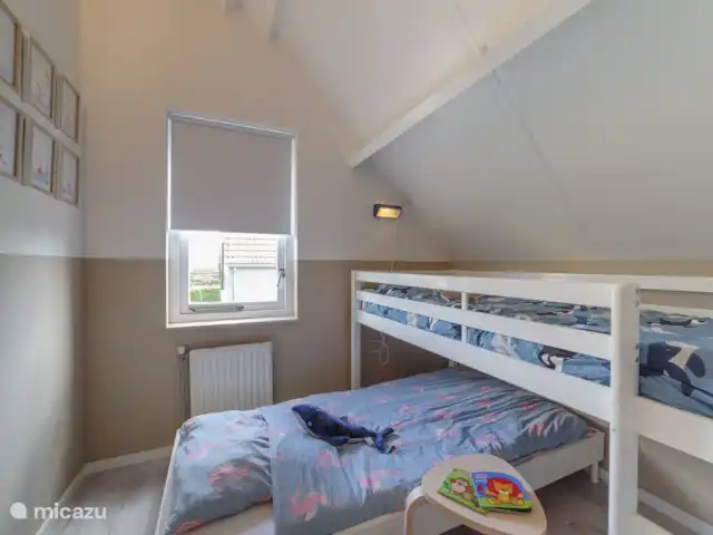 Villapark de Oesterbaai - 68 en Países Bajos, Zelanda, Wemeldinge - casa vacacional Dormitorio 4