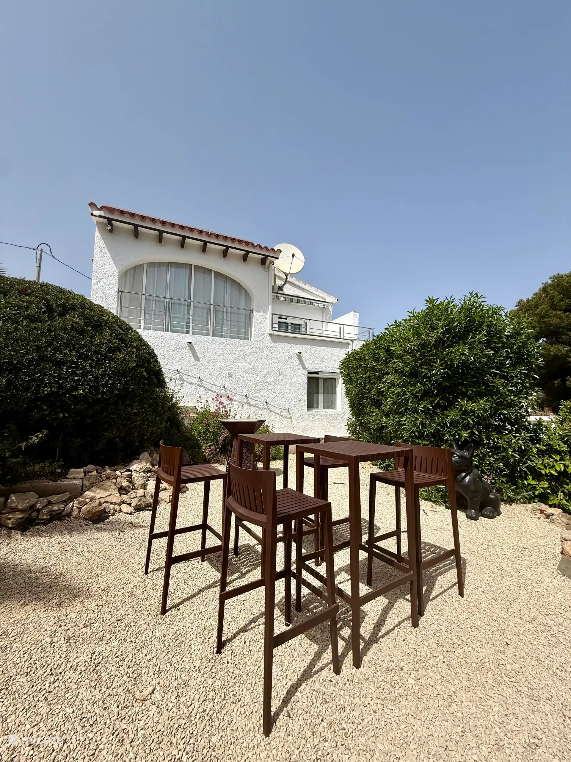 Fogata y zona de barbacoa de gas