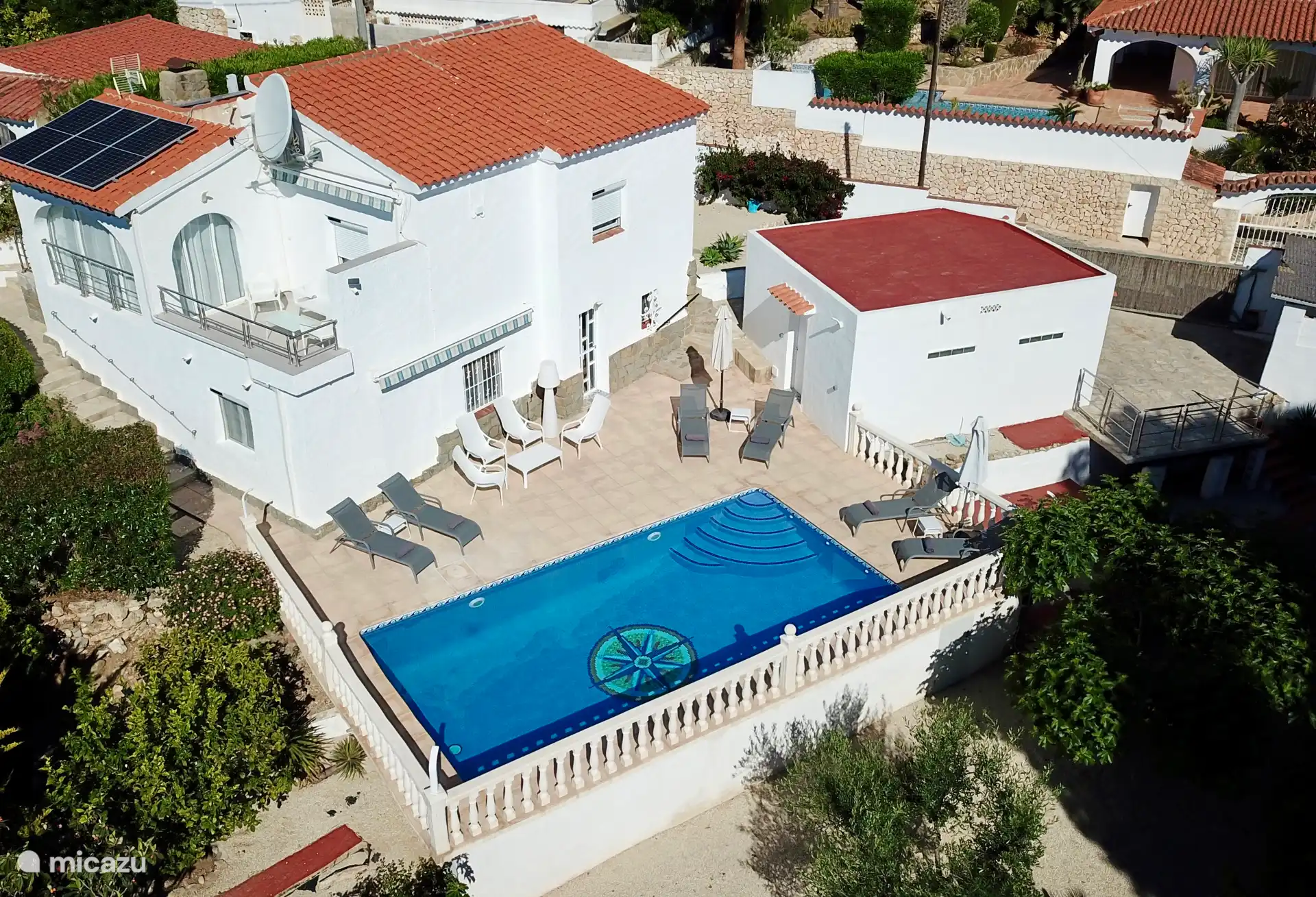 villa huren in Spanje, Costa Blanca, Benissa – Villa Savina: Uitzicht op zee en tuin