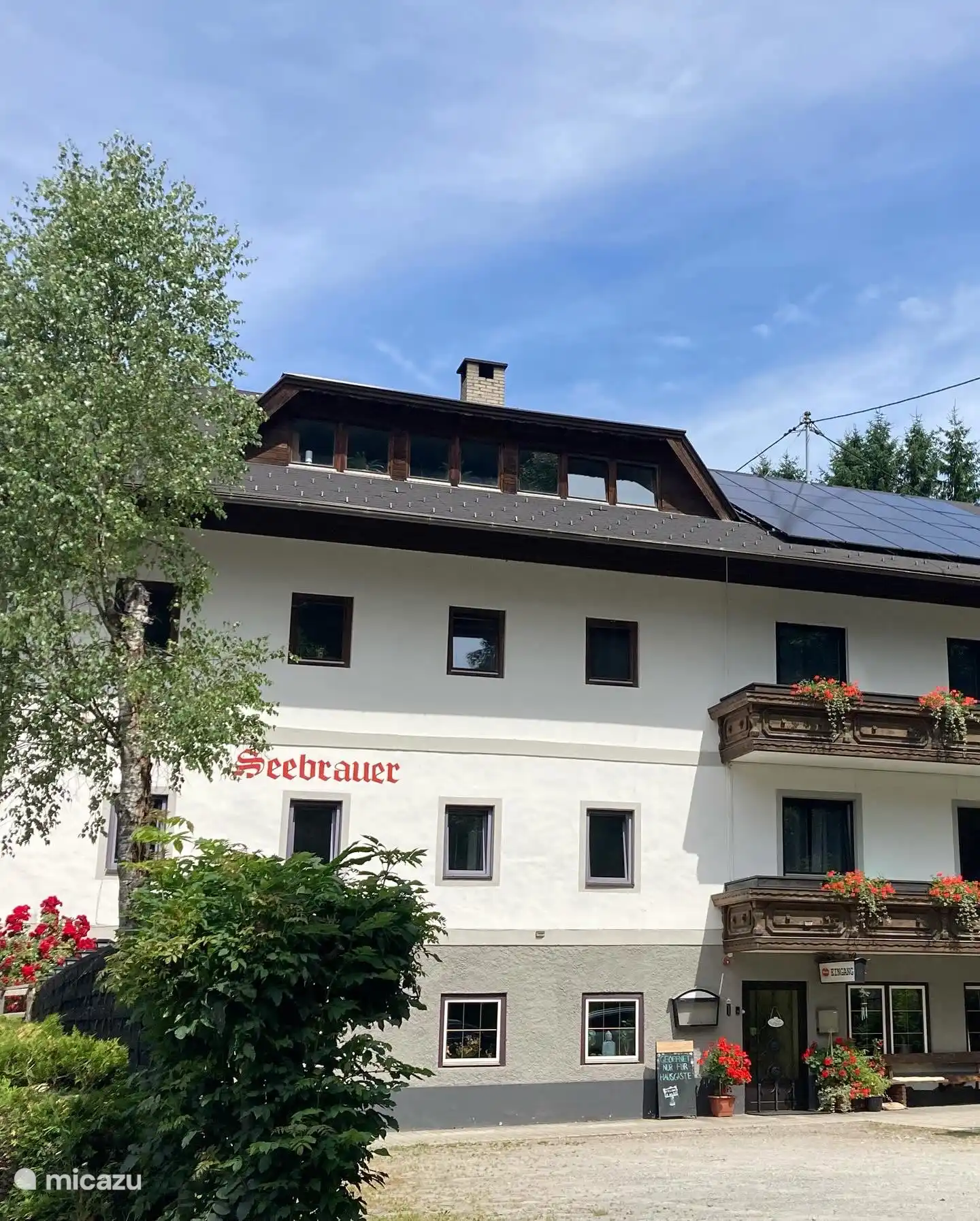 Balkon, Außenseite des Gebäudes