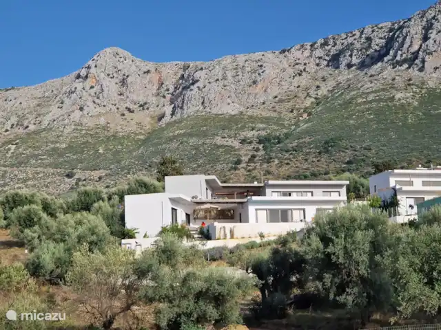 Villa Zaverda en Grecia, Gracia Central, Paleros - villa Nuestra casa se encuentra a poca distancia del mar y cerca de la montaña.