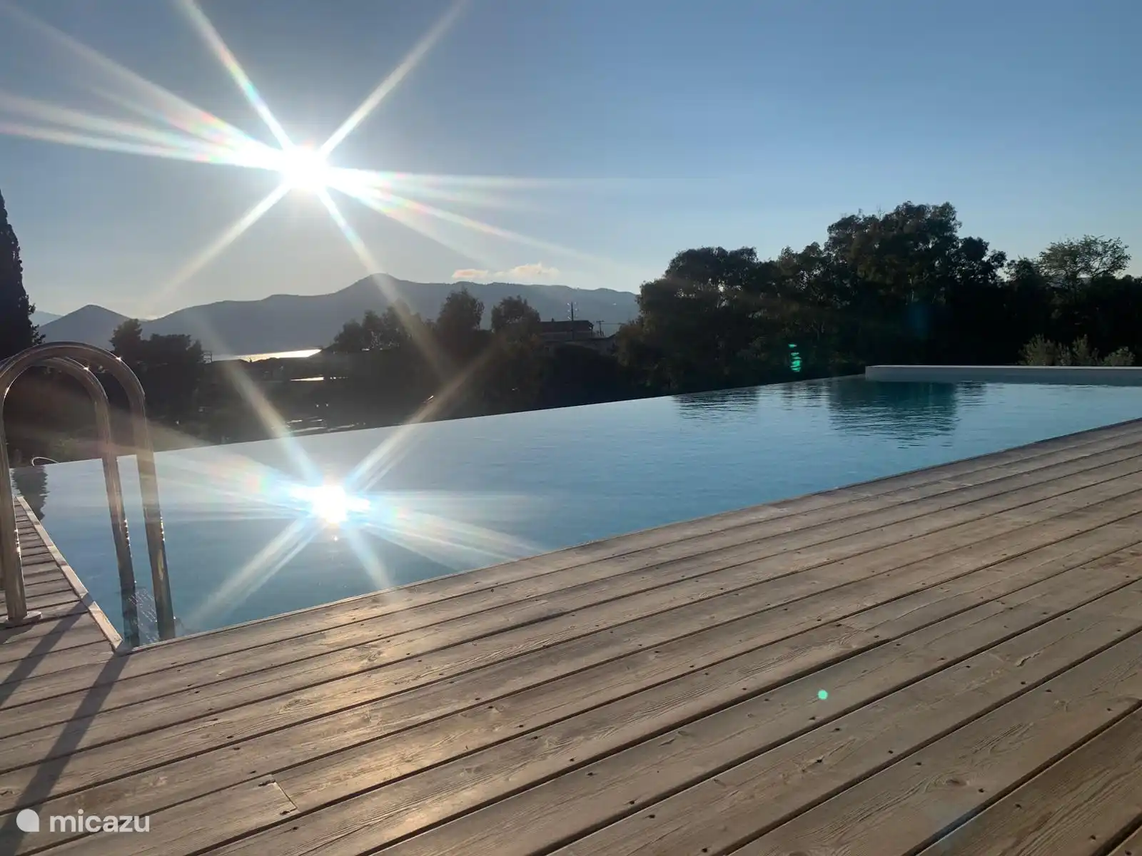 Beautiful sunny moments.