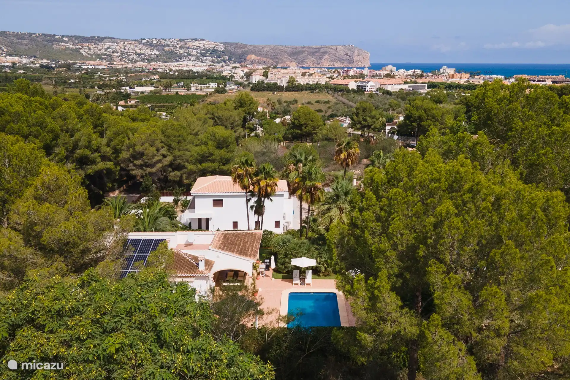 Close to the sea and all kinds of amenities