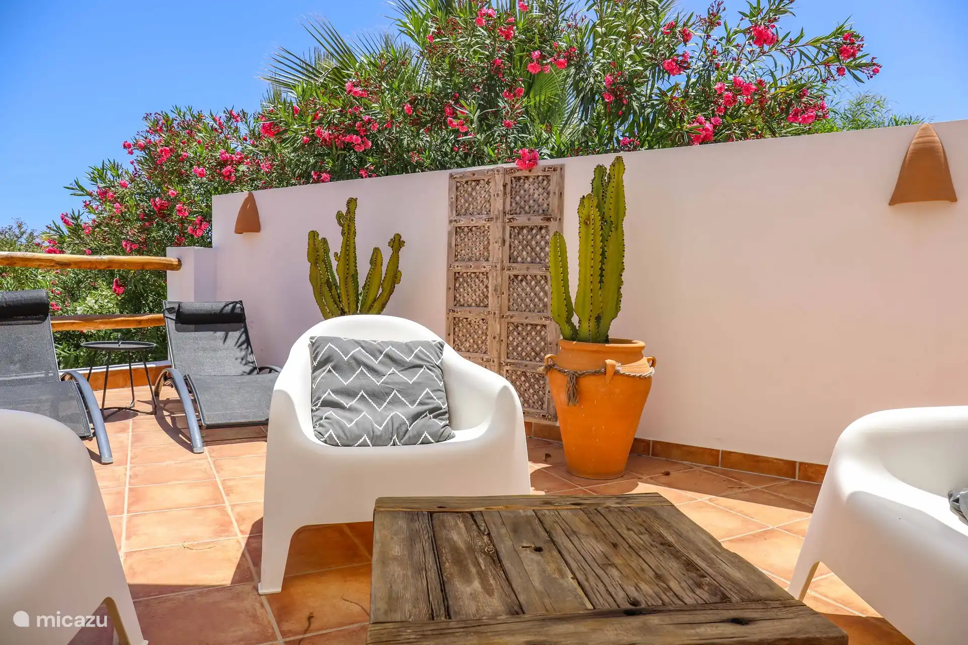 Bonito lugar en la terraza