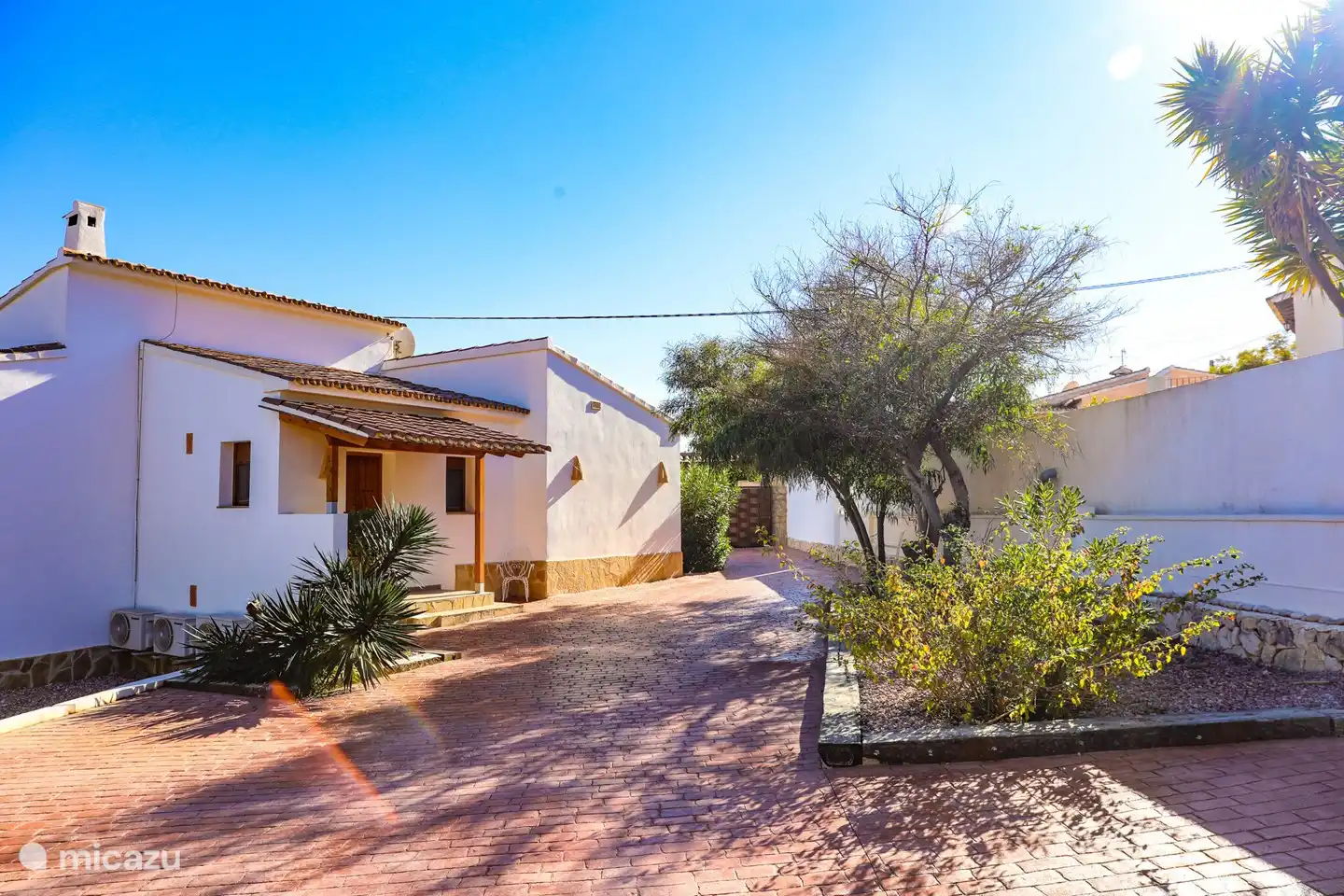 Afuera en Villa Mimosa