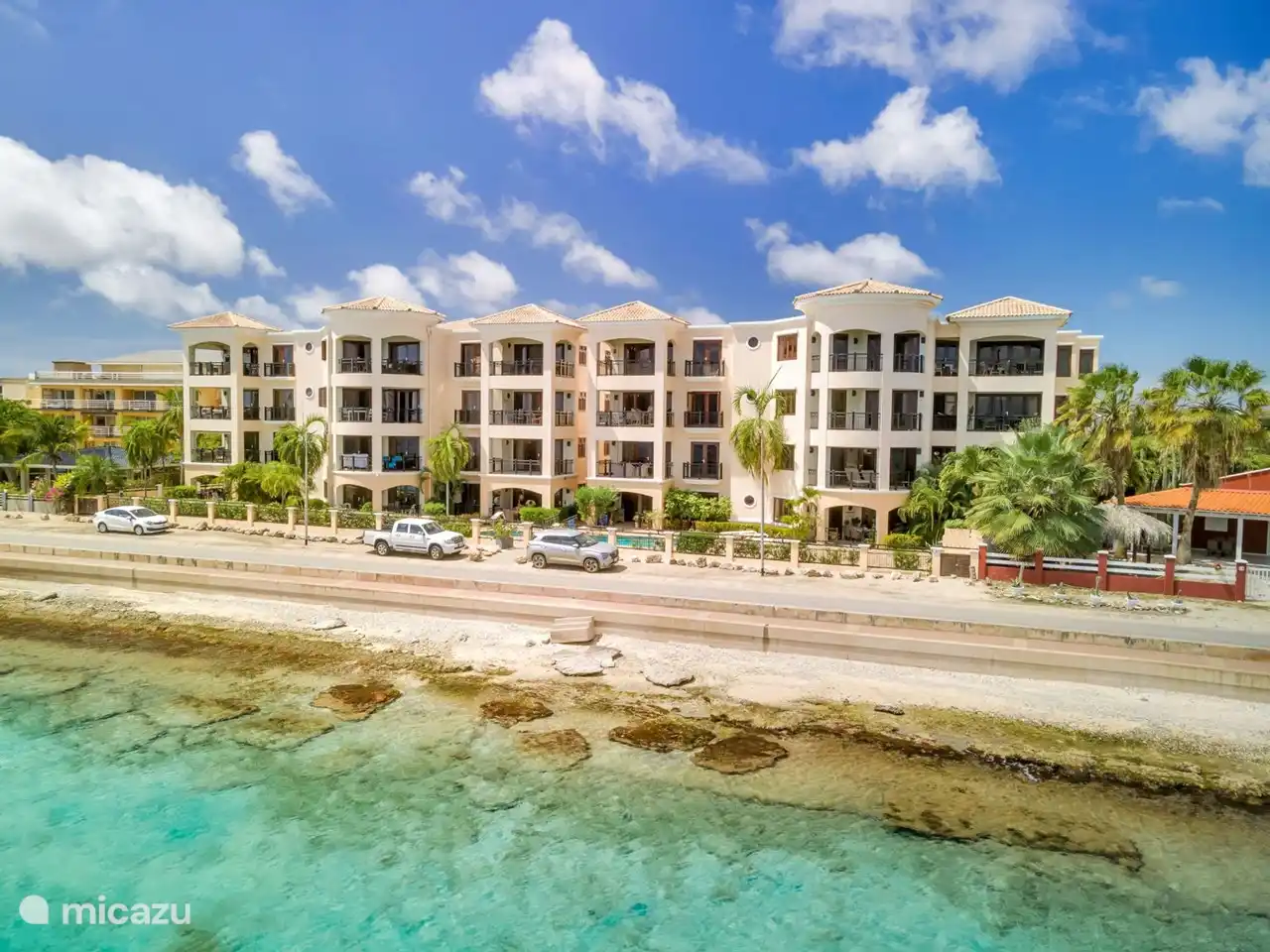 von der Uferpromenade aus