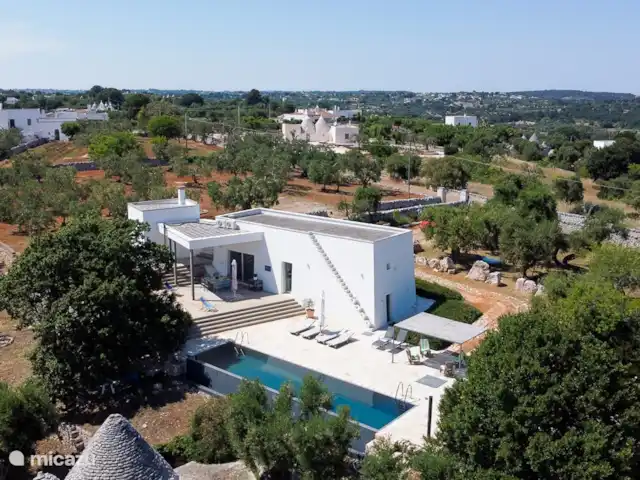 Villa Pouilles | Italie, Pouilles (Puglia), Cisternino - villa Vue d'ensemble de la villa