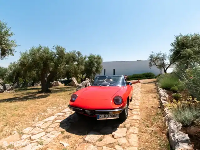 Villa Pouilles | Italie, Pouilles (Puglia), Cisternino - villa Entrée Parking Villa
