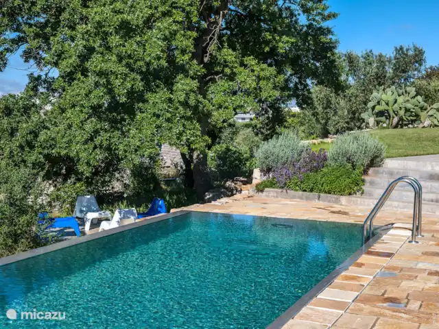 Villa Pouilles | Italie, Pouilles (Puglia), Cisternino - villa Piscine et jardin