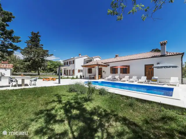 Casa de vacaciones para 12 personas (1059) en Croacia, Istria, Labin - villa Casa de vacaciones para 12 personas (1059) en Croacia, Istria, Labin - villa